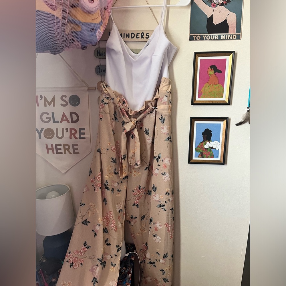 NWT Women’s 1x Floral Jumpsuit